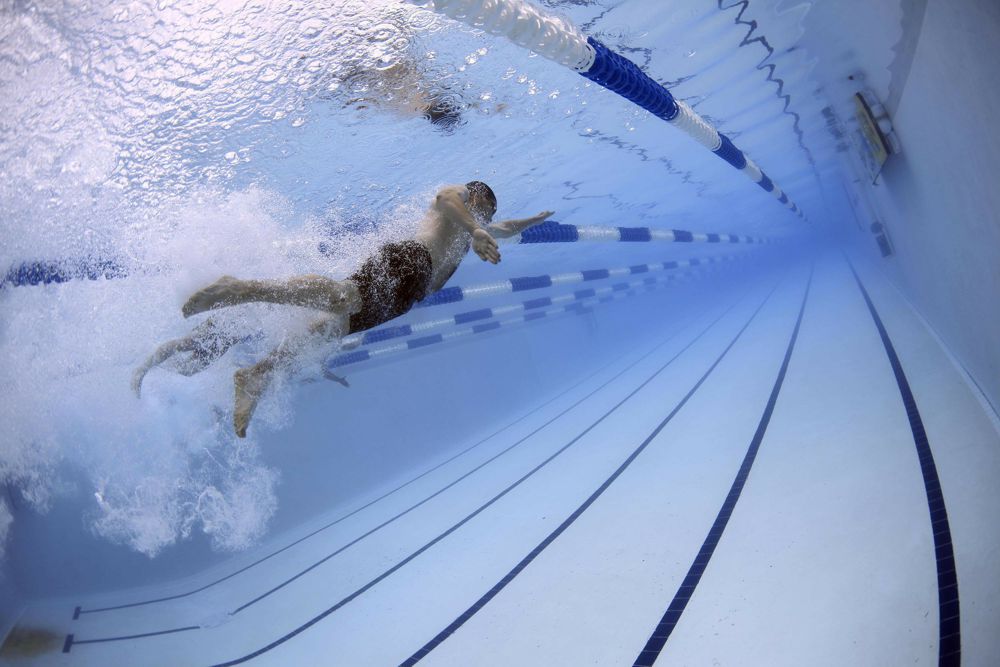 Zwemmen is een goed alternatief voor hardlopen